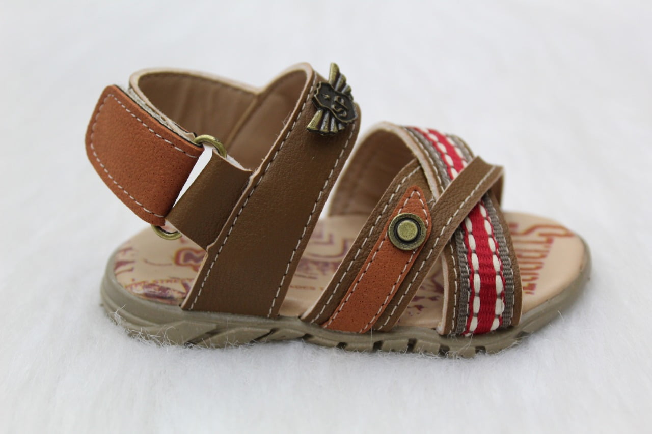 Sandália Menino Marrom c/ Detalhe Vermelho - Mundo F Kids