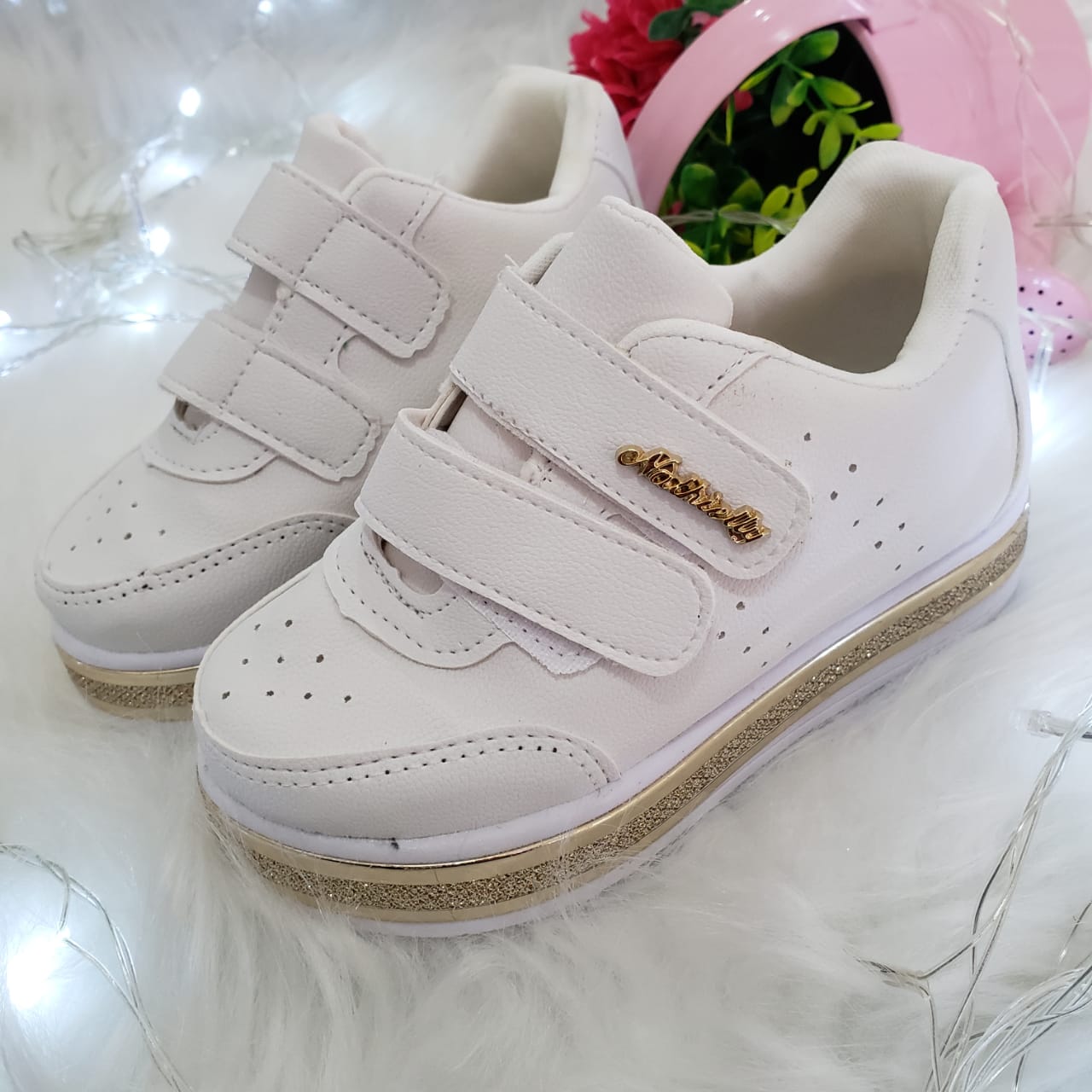 tenis infantil feminino com velcro